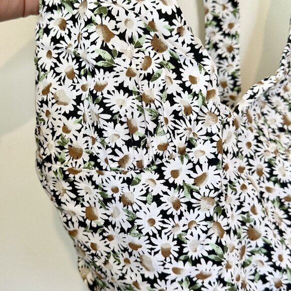 NWT Abound by Nordstrom Black Daisy Halter Crop Top - Size 1X - Picture 4 of 8